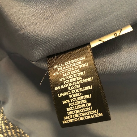 Blazer - Picture 3 of 4